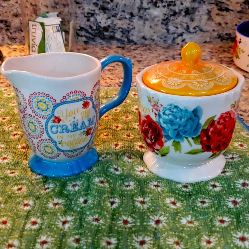 **SOLD** Pioneer Woman sugar bowl and creamer dish